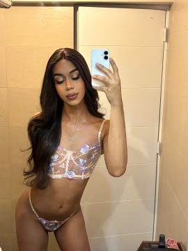 Ashley Laurent 