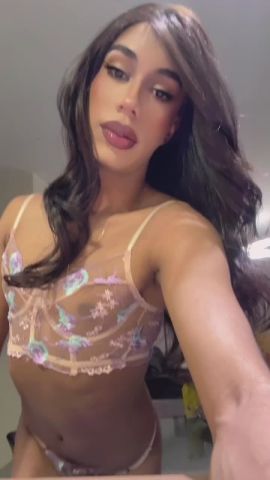 Ashley Laurent 