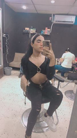 Alejandra cisneros