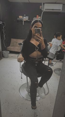 Alejandra cisneros