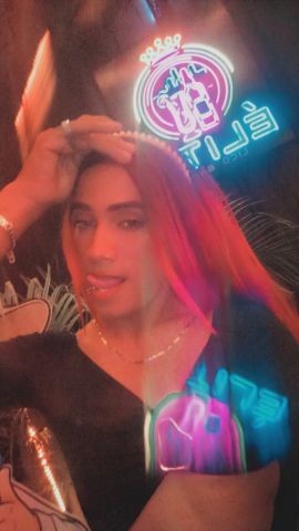 Alejandra cisneros
