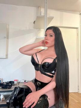 Renata Victoria Vogue