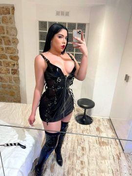 Renata Victoria Vogue