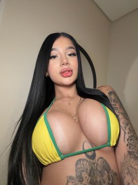 Esmeralda Model