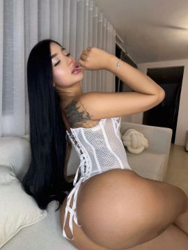 Esmeralda Model