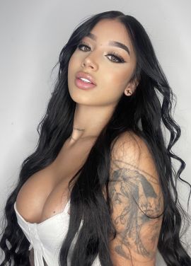 Esmeralda Model