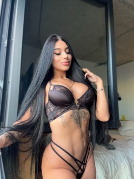 Esmeralda Model
