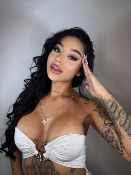 Esmeralda Model
