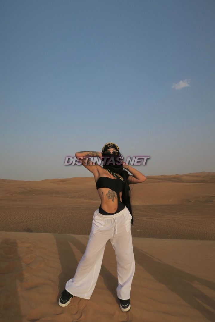 Esmeralda Model