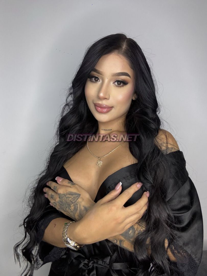 Esmeralda Model