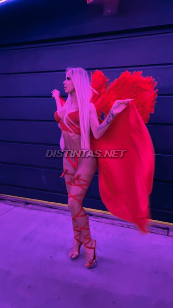 Nicole surfistinha