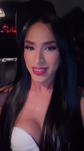 STEPHANIA PEREZ