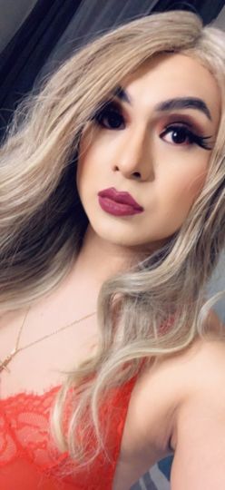 Roxxi Fox