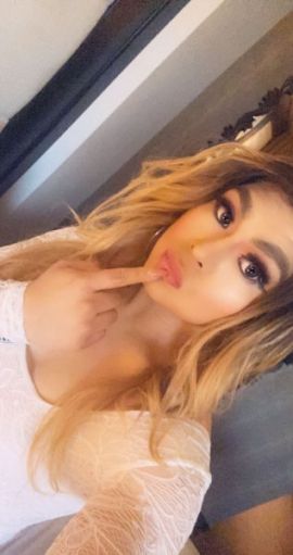 Roxxi Fox