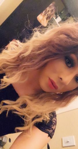 Roxxi Fox
