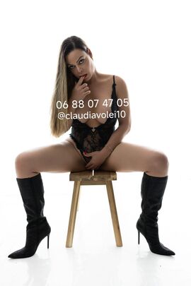 CLAUDIA
