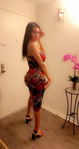 Nicole Hill