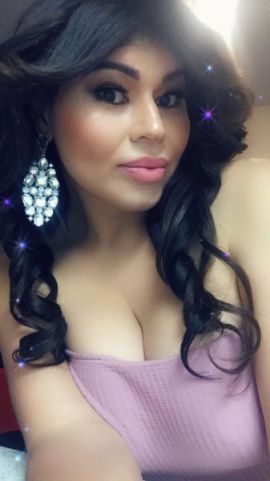 Vane Hot