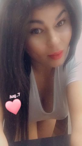 Vane Hot