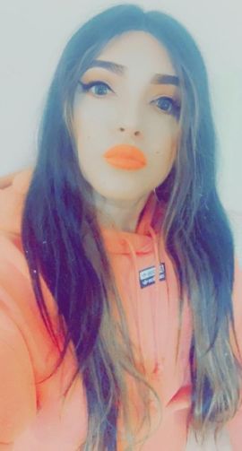 Eiza Chandon