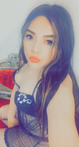 Eiza Chandon