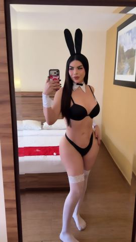 Alinna Fox