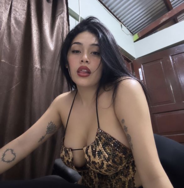 Hola mis amores 😏
Me llamo : Stefania zingler 
Soy una mujer transgénero, se refiere ser nacida físicamente de naturaleza con rasgos femeninos., por ejemplo cuerpo, rostro y por supuesto voz 
100% femenina dispuesta a cumplir todas fantasías y por supuesto tu mejor opción..

Contáctame 87239517 o bien escribe directamente desde mi perfil


