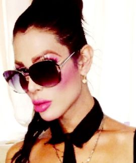 Alexandra Velázquez 