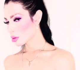 Alexandra Velázquez 