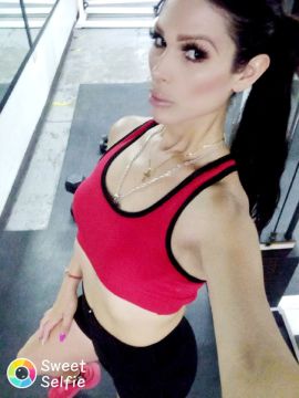 Alexandra Velázquez 