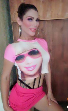 Alexandra Velázquez 