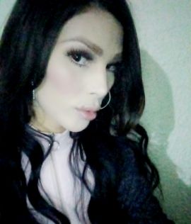 Alexandra Velázquez 
