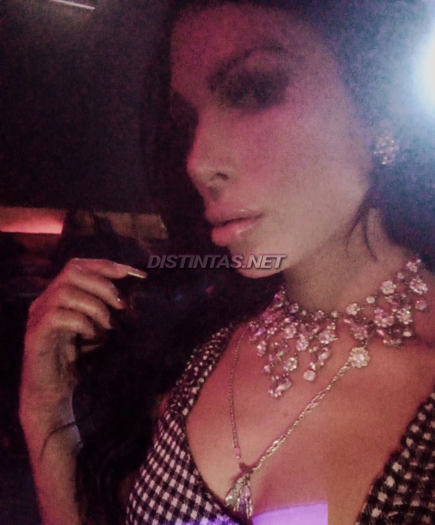 Alexandra Velázquez 