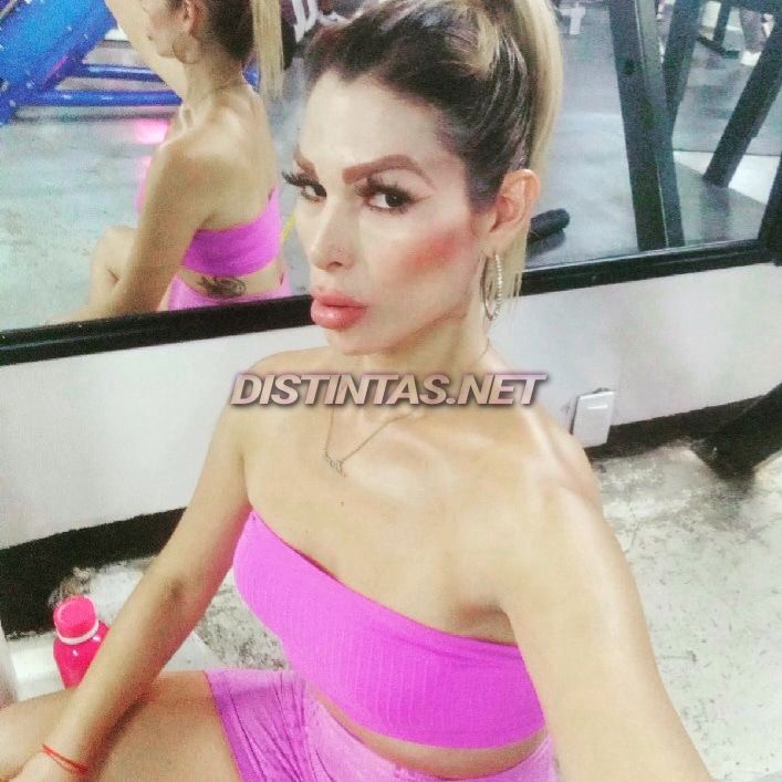 Alexandra Velázquez 