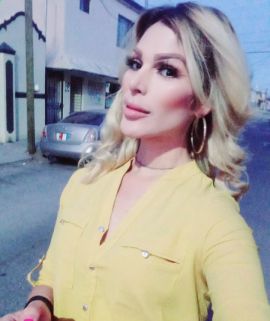 Alexandra Velázquez 