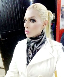 Alexandra Velázquez 