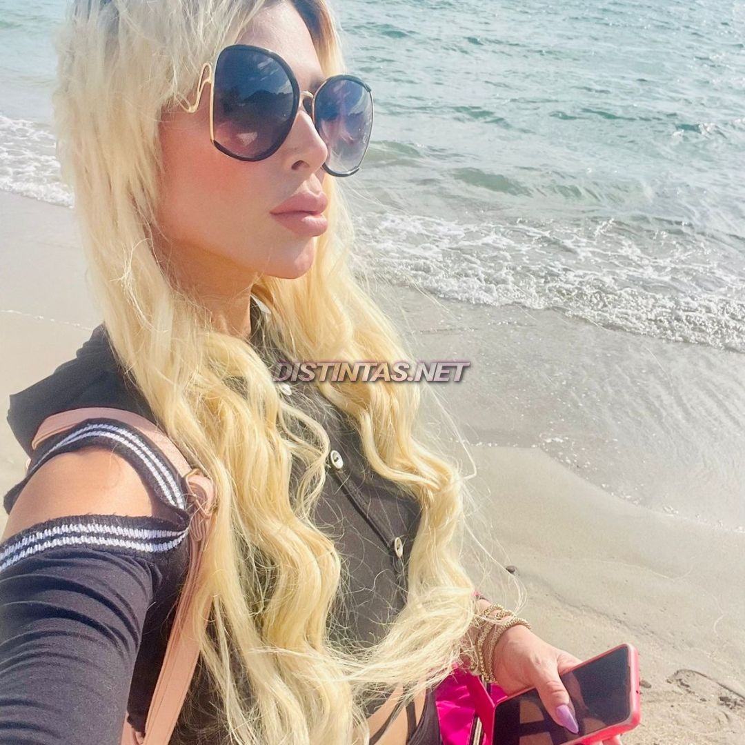 Alexandra Velázquez 