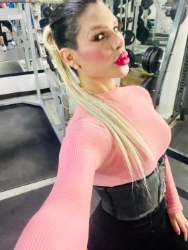 Alexandra Velázquez 