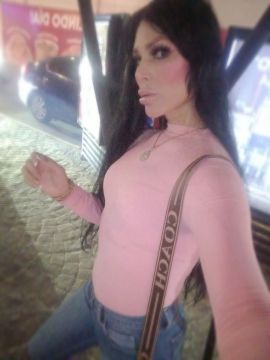 Alexandra Velázquez 