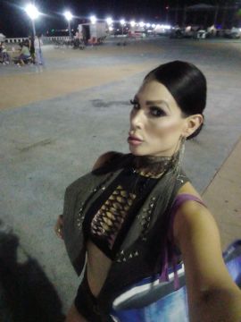 Alexandra Velázquez 