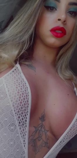Francesca Petrovicky 
