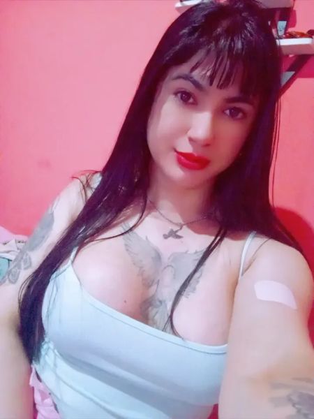Me presento soy Sonia F , estoy a tus órdenes BB soy bien putita en la cama ,te espero en mí departamento climatizada solita para hacerte pasar una buena experiencia en tu vida,!!!