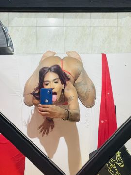 Anthonella C