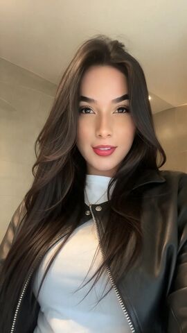 Eva Hiller