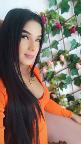 Eva Hiller