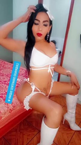 Jaslene González 
