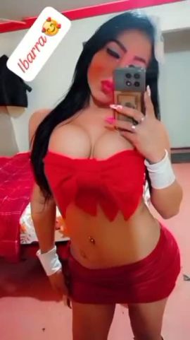 Jaslene González 
