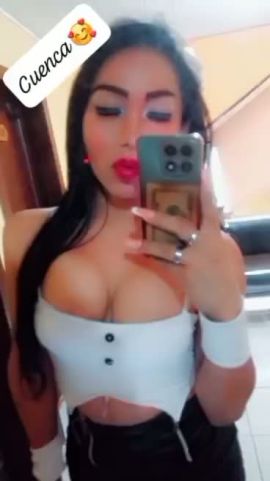 Jaslene González 