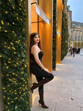 Victoria Jolie