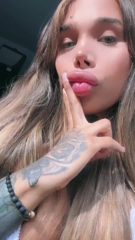 Ximena Golden